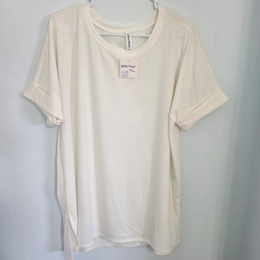 Zenana Premium Womens White Short Sleeve Cuffed T-Shirt Crew Neck Side Slit NEW